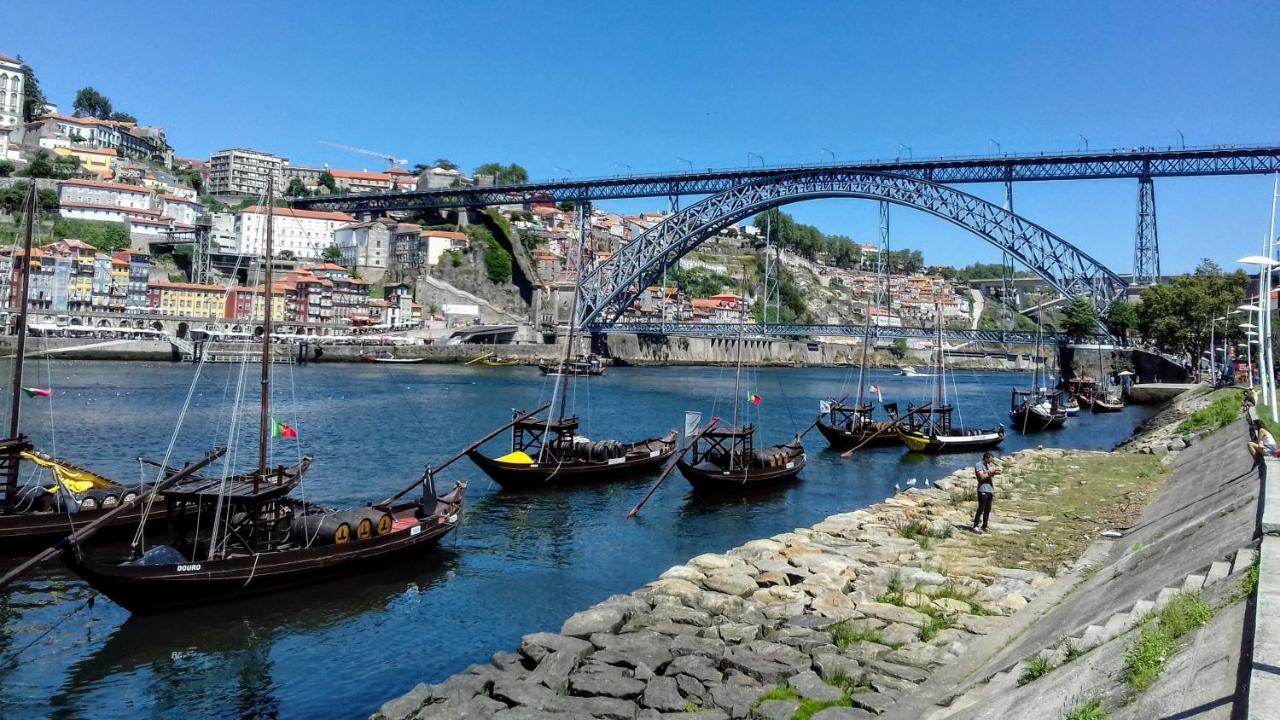 Oporto Delight 1 Luxury Apartment In Historic Center With Balcony Max 4 P Exterior photo